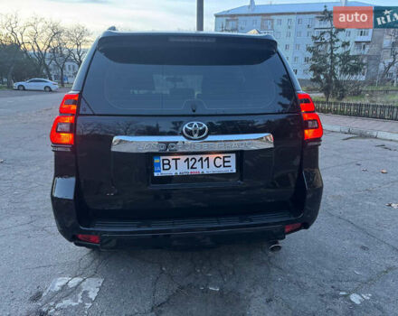 Черный Тойота Ленд Крузер Прадо, объемом двигателя 2.76 л и пробегом 65 тыс. км за 41000 $, фото 4 на Automoto.ua