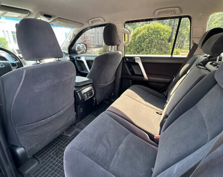 Черный Тойота Ленд Крузер Прадо, объемом двигателя 2.7 л и пробегом 122 тыс. км за 26400 $, фото 20 на Automoto.ua