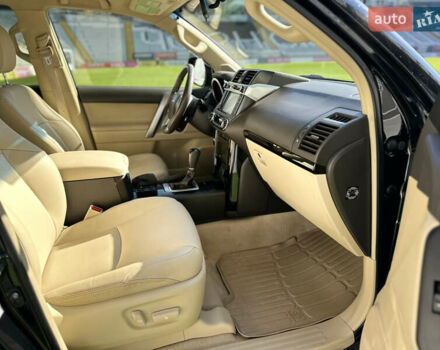 Черный Тойота Ленд Крузер Прадо, объемом двигателя 4 л и пробегом 110 тыс. км за 33900 $, фото 52 на Automoto.ua