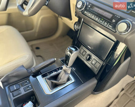 Черный Тойота Ленд Крузер Прадо, объемом двигателя 4 л и пробегом 110 тыс. км за 31900 $, фото 58 на Automoto.ua