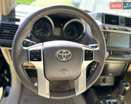 Черный Тойота Ленд Крузер Прадо, объемом двигателя 4 л и пробегом 110 тыс. км за 33900 $, фото 28 на Automoto.ua