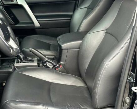 Чорний Тойота Ленд Крузер Прадо, об'ємом двигуна 2.8 л та пробігом 24 тис. км за 44000 $, фото 35 на Automoto.ua