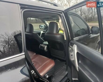 Черный Тойота Ленд Крузер Прадо, объемом двигателя 2.76 л и пробегом 97 тыс. км за 39500 $, фото 3 на Automoto.ua