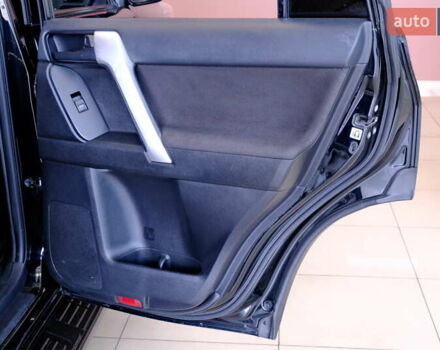 Черный Тойота Ленд Крузер Прадо, объемом двигателя 2.8 л и пробегом 201 тыс. км за 30900 $, фото 48 на Automoto.ua