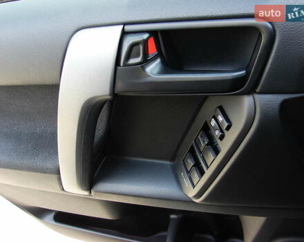 Черный Тойота Ленд Крузер Прадо, объемом двигателя 2.8 л и пробегом 95 тыс. км за 38000 $, фото 14 на Automoto.ua