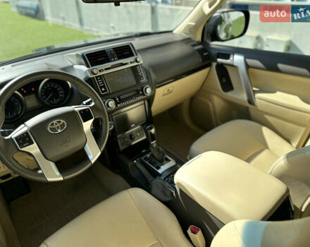 Черный Тойота Ленд Крузер Прадо, объемом двигателя 4 л и пробегом 110 тыс. км за 31900 $, фото 44 на Automoto.ua