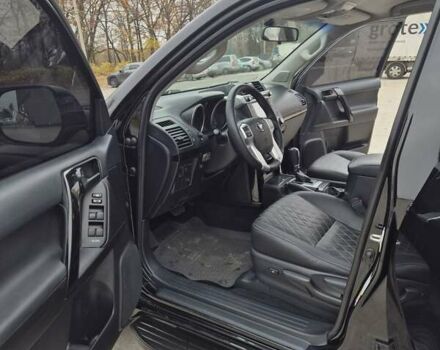 Черный Тойота Ленд Крузер Прадо, объемом двигателя 2.69 л и пробегом 94 тыс. км за 29000 $, фото 10 на Automoto.ua