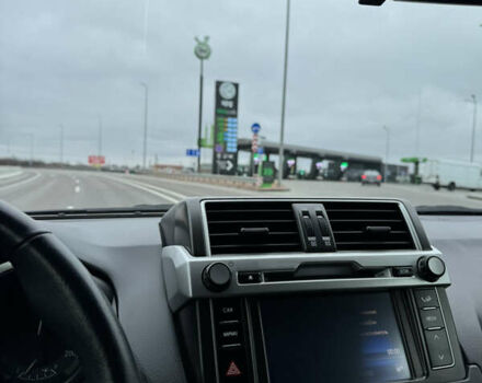 Черный Тойота Ленд Крузер Прадо, объемом двигателя 2.7 л и пробегом 142 тыс. км за 28800 $, фото 16 на Automoto.ua