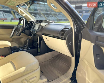 Черный Тойота Ленд Крузер Прадо, объемом двигателя 4 л и пробегом 110 тыс. км за 33900 $, фото 51 на Automoto.ua