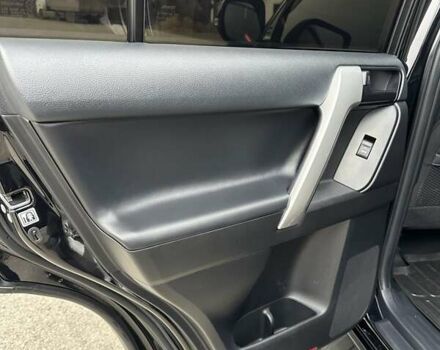 Чорний Тойота Ленд Крузер Прадо, об'ємом двигуна 2.8 л та пробігом 24 тис. км за 44000 $, фото 41 на Automoto.ua