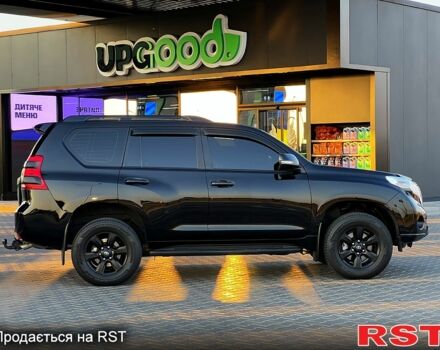 Черный Тойота Ленд Крузер Прадо, объемом двигателя 2.7 л и пробегом 160 тыс. км за 28000 $, фото 2 на Automoto.ua
