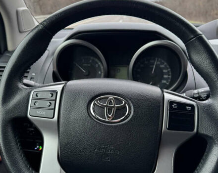 Черный Тойота Ленд Крузер Прадо, объемом двигателя 2.7 л и пробегом 142 тыс. км за 28800 $, фото 13 на Automoto.ua