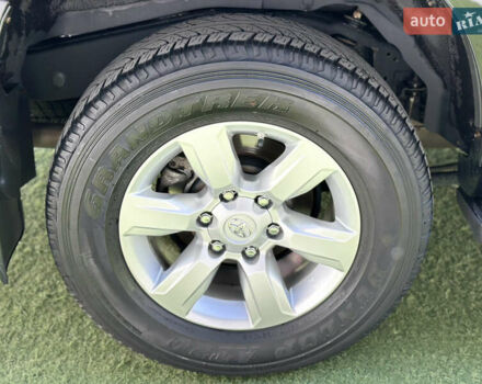 Черный Тойота Ленд Крузер Прадо, объемом двигателя 4 л и пробегом 110 тыс. км за 33900 $, фото 20 на Automoto.ua