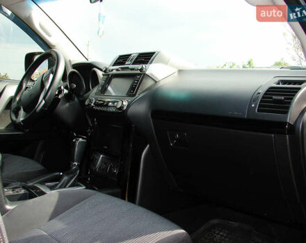 Черный Тойота Ленд Крузер Прадо, объемом двигателя 2.8 л и пробегом 95 тыс. км за 38000 $, фото 19 на Automoto.ua