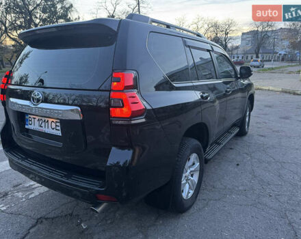 Черный Тойота Ленд Крузер Прадо, объемом двигателя 2.8 л и пробегом 65 тыс. км за 40999 $, фото 4 на Automoto.ua