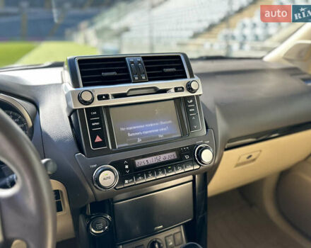 Черный Тойота Ленд Крузер Прадо, объемом двигателя 4 л и пробегом 110 тыс. км за 31900 $, фото 35 на Automoto.ua