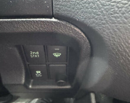 Черный Тойота Ленд Крузер Прадо, объемом двигателя 2.7 л и пробегом 142 тыс. км за 28800 $, фото 9 на Automoto.ua