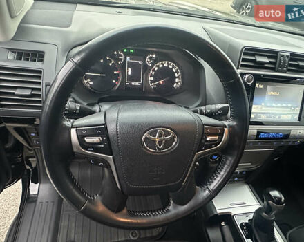 Черный Тойота Ленд Крузер Прадо, объемом двигателя 2.75 л и пробегом 116 тыс. км за 34499 $, фото 30 на Automoto.ua