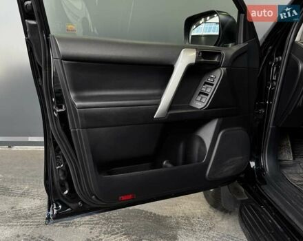 Черный Тойота Ленд Крузер Прадо, объемом двигателя 2.76 л и пробегом 380 тыс. км за 28500 $, фото 34 на Automoto.ua