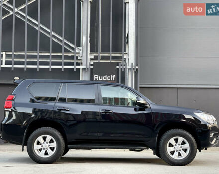 Черный Тойота Ленд Крузер Прадо, объемом двигателя 2.69 л и пробегом 215 тыс. км за 25500 $, фото 14 на Automoto.ua