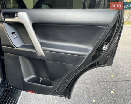 Черный Тойота Ленд Крузер Прадо, объемом двигателя 2.76 л и пробегом 127 тыс. км за 41500 $, фото 39 на Automoto.ua