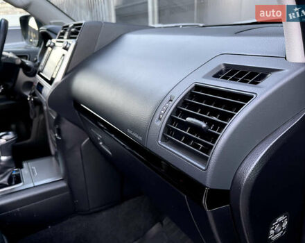 Черный Тойота Ленд Крузер Прадо, объемом двигателя 2.69 л и пробегом 215 тыс. км за 25500 $, фото 33 на Automoto.ua