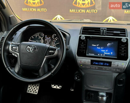 Черный Тойота Ленд Крузер Прадо, объемом двигателя 2.75 л и пробегом 139 тыс. км за 38400 $, фото 11 на Automoto.ua