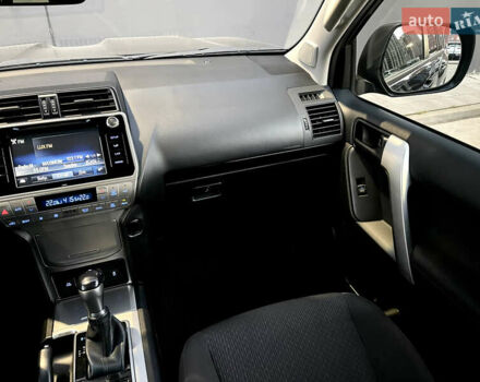 Черный Тойота Ленд Крузер Прадо, объемом двигателя 2.69 л и пробегом 215 тыс. км за 25500 $, фото 37 на Automoto.ua