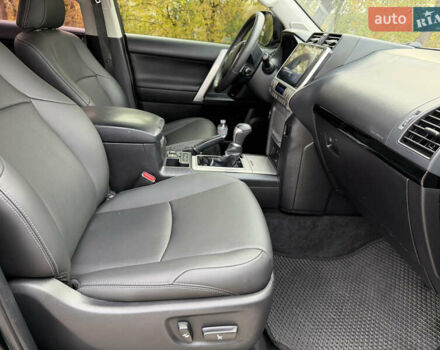 Чорний Тойота Ленд Крузер Прадо, об'ємом двигуна 2.76 л та пробігом 190 тис. км за 34900 $, фото 10 на Automoto.ua