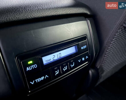 Черный Тойота Ленд Крузер Прадо, объемом двигателя 2.69 л и пробегом 215 тыс. км за 25500 $, фото 2 на Automoto.ua