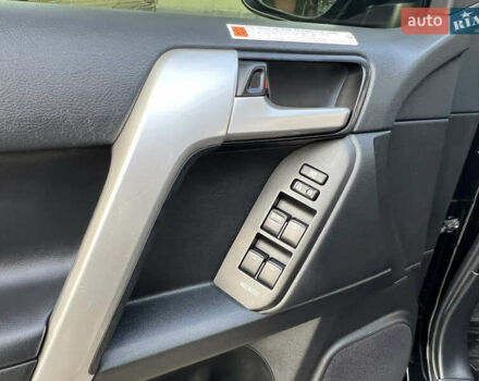 Черный Тойота Ленд Крузер Прадо, объемом двигателя 2.76 л и пробегом 127 тыс. км за 41500 $, фото 34 на Automoto.ua