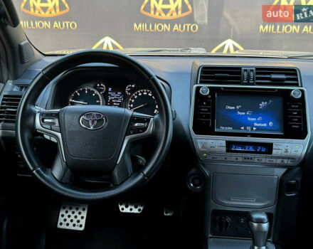 Черный Тойота Ленд Крузер Прадо, объемом двигателя 2.75 л и пробегом 139 тыс. км за 38400 $, фото 12 на Automoto.ua