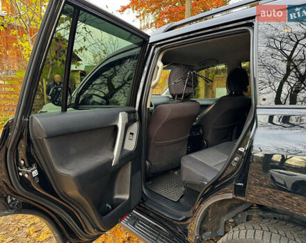 Черный Тойота Ленд Крузер Прадо, объемом двигателя 2.7 л и пробегом 60 тыс. км за 34690 $, фото 23 на Automoto.ua