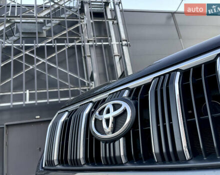 Черный Тойота Ленд Крузер Прадо, объемом двигателя 2.69 л и пробегом 215 тыс. км за 25500 $, фото 13 на Automoto.ua