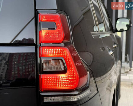 Черный Тойота Ленд Крузер Прадо, объемом двигателя 2.69 л и пробегом 215 тыс. км за 25500 $, фото 18 на Automoto.ua