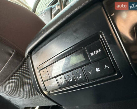 Тойота Ленд Крузер Прадо 2018 в Тячеве на Automoto.ua Черный Тойота Ленд Крузер Прадо, объемом двигателя 2.69 л и пробегом 102 тыс. км за 28999 $, фото 31 на Automoto.ua