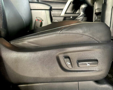 Черный Тойота Ленд Крузер Прадо, объемом двигателя 2.76 л и пробегом 127 тыс. км за 39000 $, фото 45 на Automoto.ua