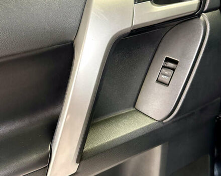 Черный Тойота Ленд Крузер Прадо, объемом двигателя 2.76 л и пробегом 127 тыс. км за 39000 $, фото 34 на Automoto.ua