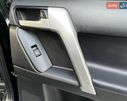 Черный Тойота Ленд Крузер Прадо, объемом двигателя 2.76 л и пробегом 127 тыс. км за 41500 $, фото 40 на Automoto.ua