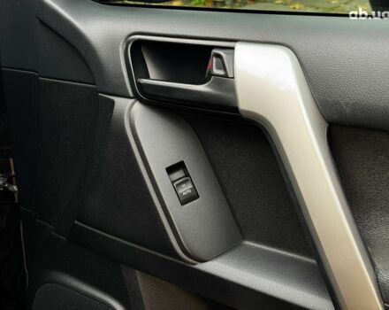 Черный Тойота Ленд Крузер Прадо, объемом двигателя 2.7 л и пробегом 60 тыс. км за 34690 $, фото 32 на Automoto.ua