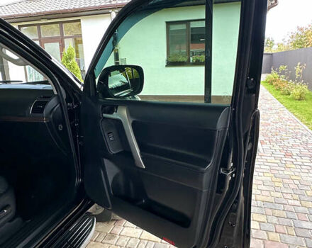 Черный Тойота Ленд Крузер Прадо, объемом двигателя 2.76 л и пробегом 127 тыс. км за 39000 $, фото 38 на Automoto.ua