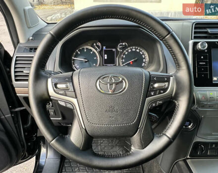 Черный Тойота Ленд Крузер Прадо, объемом двигателя 2.76 л и пробегом 127 тыс. км за 41500 $, фото 14 на Automoto.ua