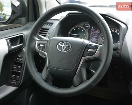 Черный Тойота Ленд Крузер Прадо, объемом двигателя 2.8 л и пробегом 190 тыс. км за 33900 $, фото 23 на Automoto.ua