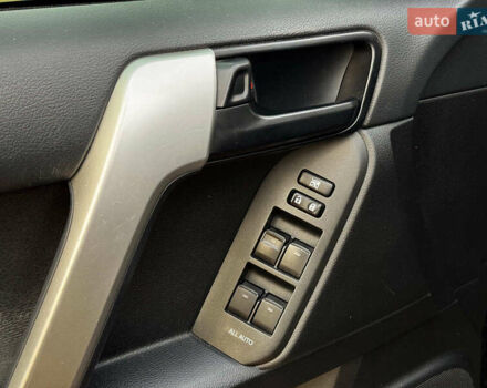 Черный Тойота Ленд Крузер Прадо, объемом двигателя 2.7 л и пробегом 60 тыс. км за 34690 $, фото 12 на Automoto.ua