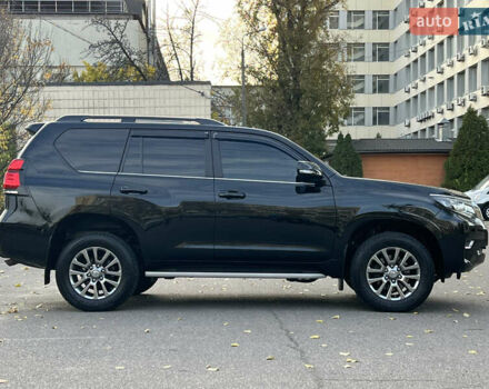 Черный Тойота Ленд Крузер Прадо, объемом двигателя 2.76 л и пробегом 127 тыс. км за 41500 $, фото 4 на Automoto.ua
