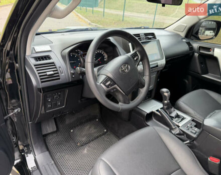 Чорний Тойота Ленд Крузер Прадо, об'ємом двигуна 2.76 л та пробігом 190 тис. км за 34900 $, фото 18 на Automoto.ua