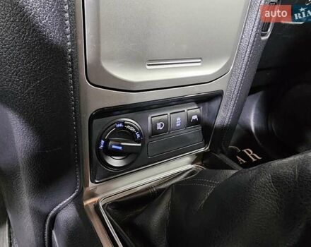 Черный Тойота Ленд Крузер Прадо, объемом двигателя 2.69 л и пробегом 115 тыс. км за 27777 $, фото 27 на Automoto.ua