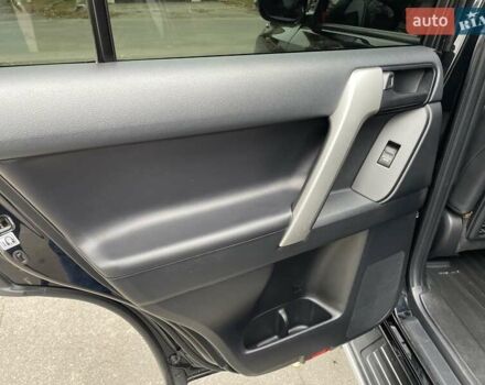 Чорний Тойота Ленд Крузер Прадо, об'ємом двигуна 2.8 л та пробігом 88 тис. км за 39800 $, фото 33 на Automoto.ua