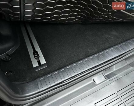 Черный Тойота Ленд Крузер Прадо, объемом двигателя 4 л и пробегом 105 тыс. км за 34750 $, фото 64 на Automoto.ua