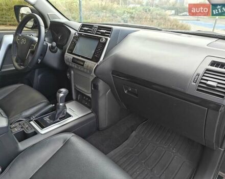 Черный Тойота Ленд Крузер Прадо, объемом двигателя 2.76 л и пробегом 163 тыс. км за 37500 $, фото 17 на Automoto.ua